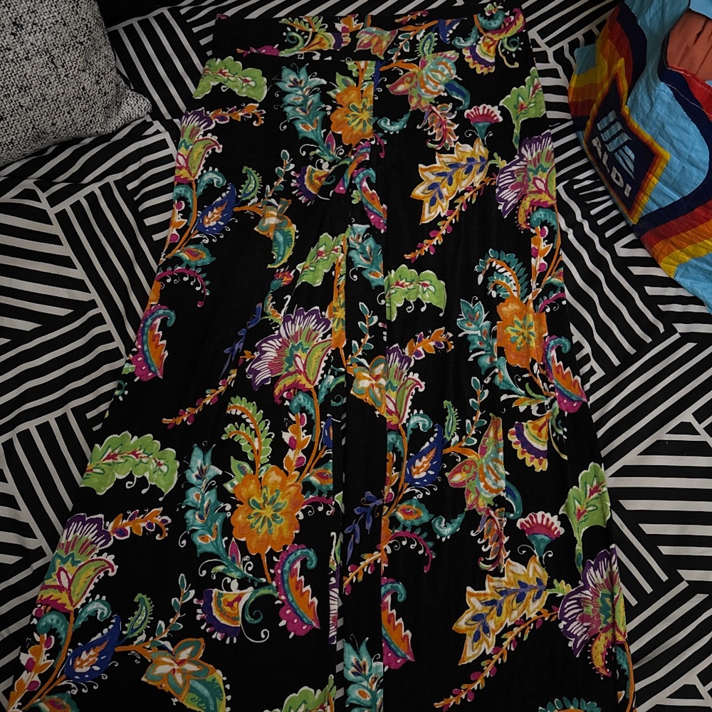 Wide leg print paint